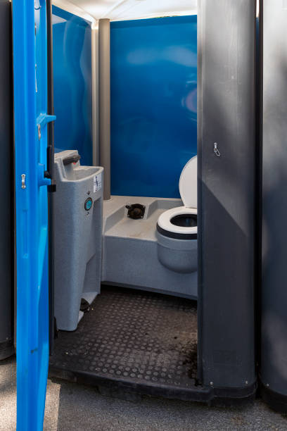 Best Portable restroom trailer rental  in Estherville, IA