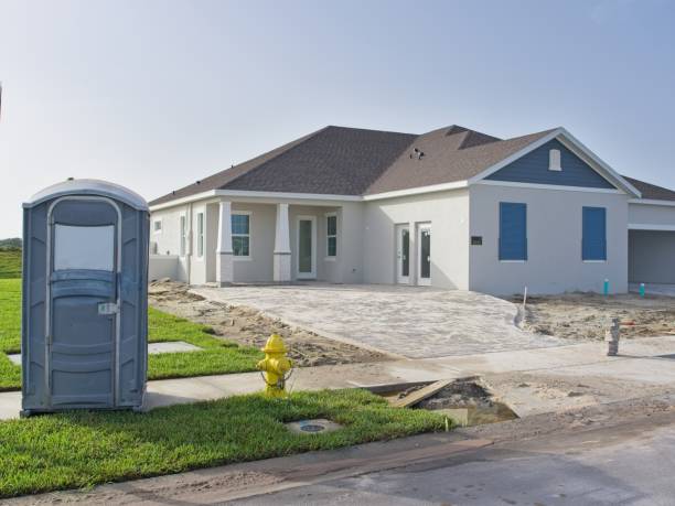 Best Portable toilet rental cost  in Estherville, IA