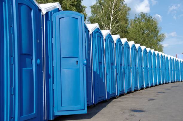 Best Wedding porta potty rental  in Estherville, IA